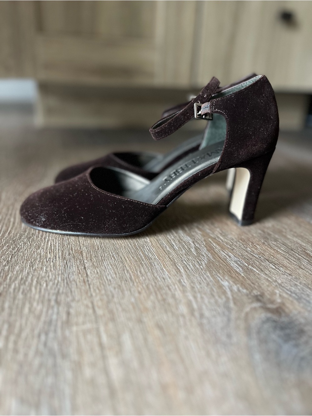 Vintage Y2K Women's Brown Velvet Mary Jane Heels Sam & Libby Size 7.5 NIB